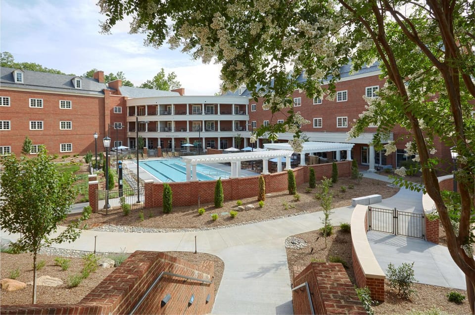 On site, Pool view, Swimming pool, Swimming pool