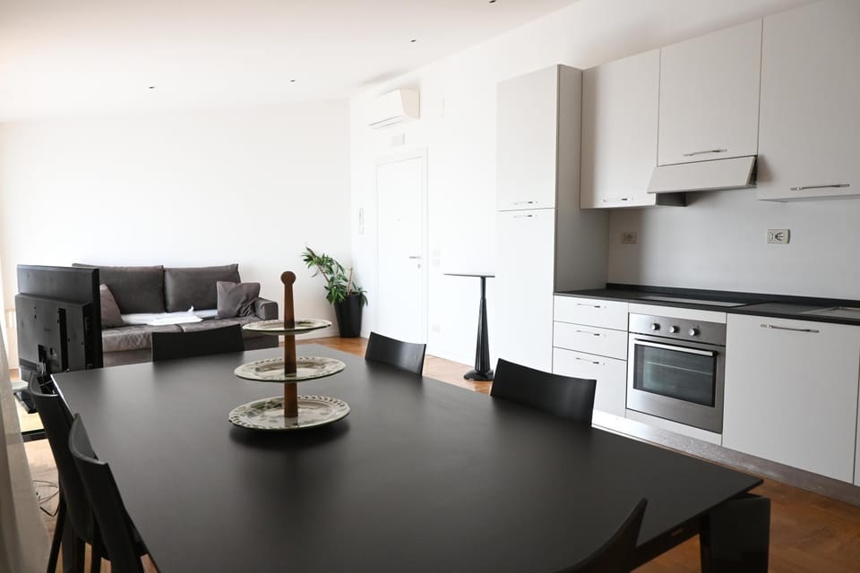 Casa Del Sole DX Apartment in Numana