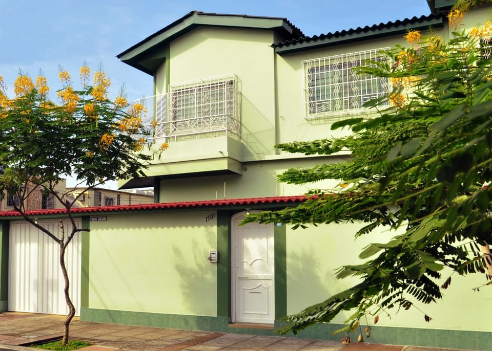 Property building, Facade/entrance, Day