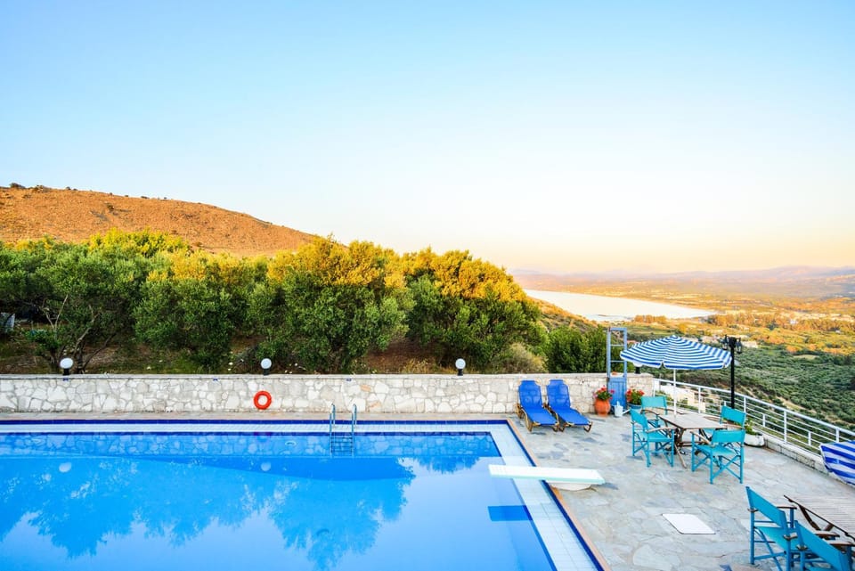 Day, Natural landscape, Mountain view, Pool view, Sea view, Swimming pool