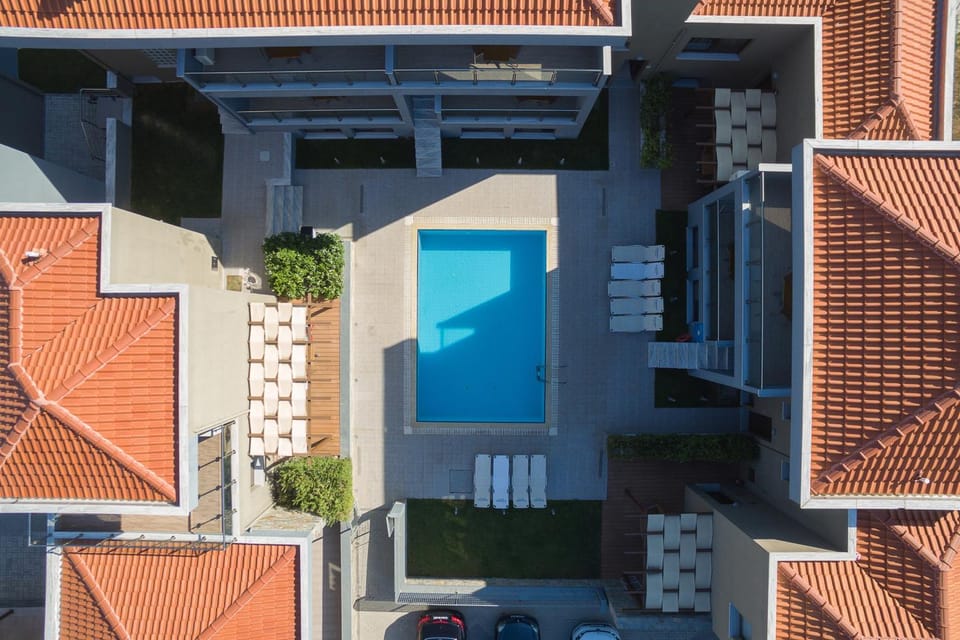 Property building, Swimming pool