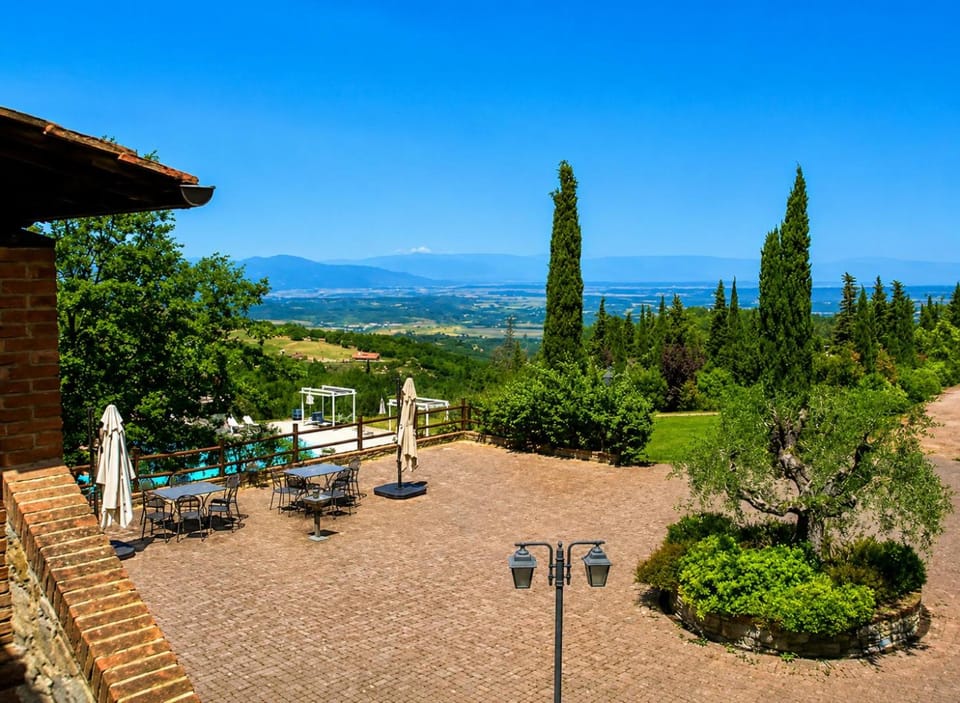 Balcony/Terrace, Balcony/Terrace, Mountain view