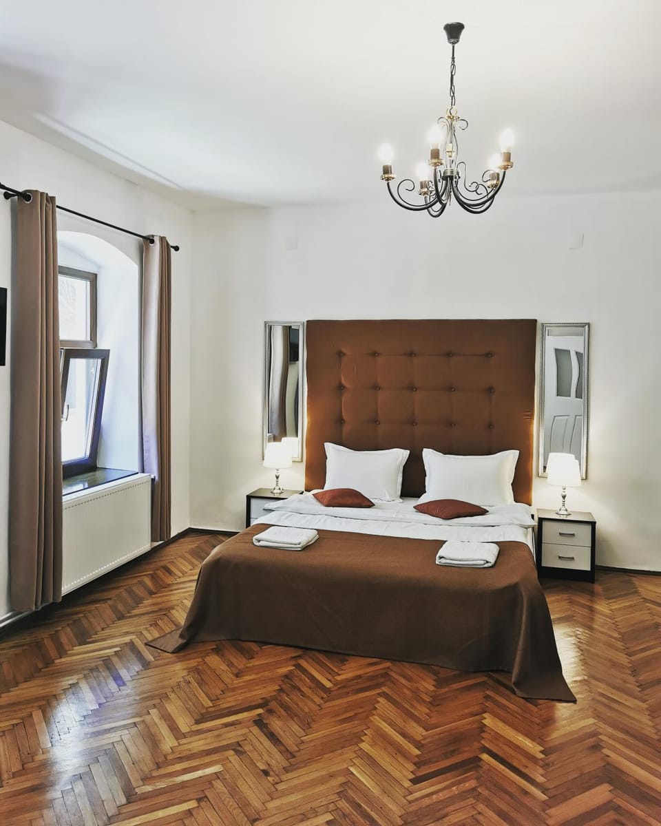 Classic Home Apartment in Sibiu