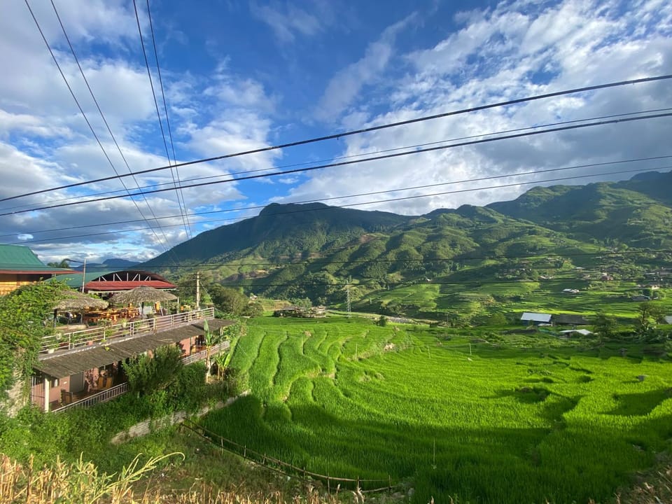 Nearby landmark, Spring, Day, Natural landscape, Mountain view