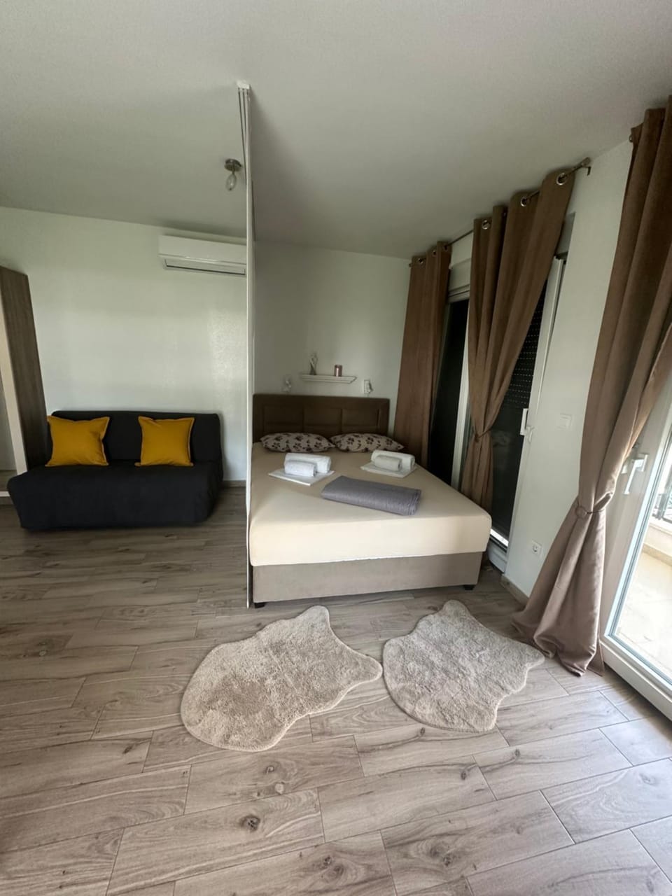 Ruby's Home Apartment in Podstrana