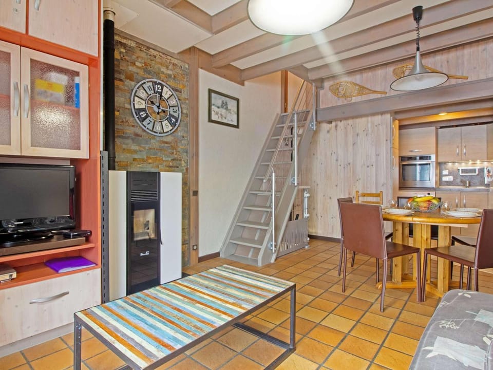 Chalet cosy avec garage et vues, 3 niveaux, 6 pers, proche Luz, animaux admis - FR-1-402-54 House in Luz-Saint-Sauveur