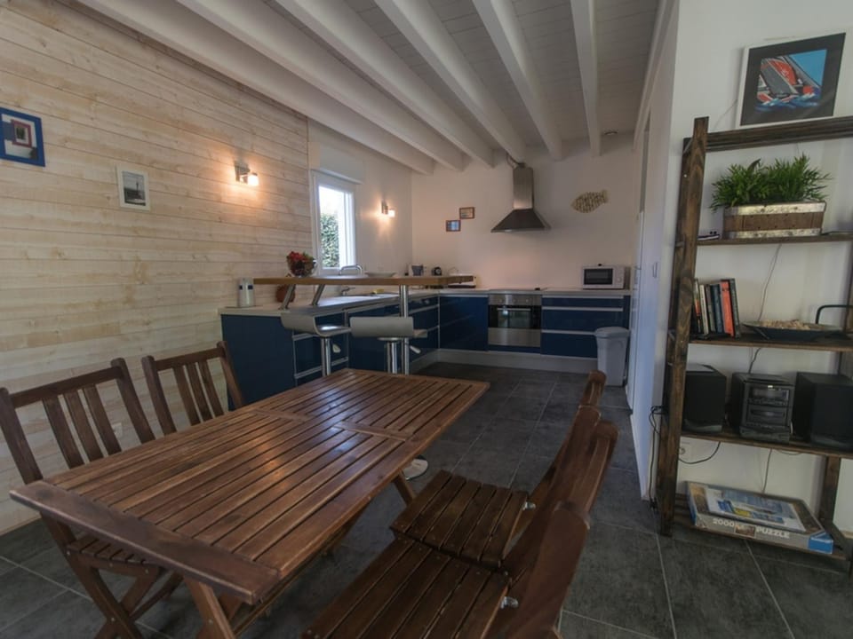 Maison 2 chambres avec jardin, calme, animaux admis - FR-1-418-120 House in Brittany