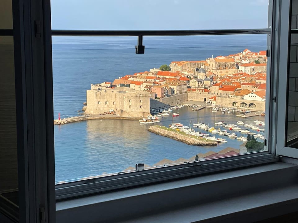 APARTMENT LAURA,AMAZING VIEW,parking! Apartment in Dubrovnik