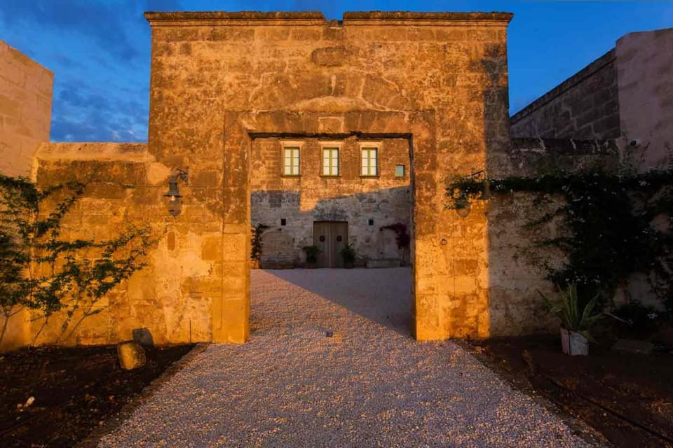 Facade/entrance, Sunset
