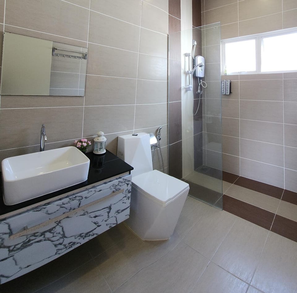 Toilet, Bathroom