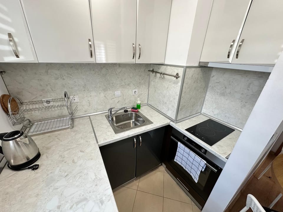 Kitchen or kitchenette, stove