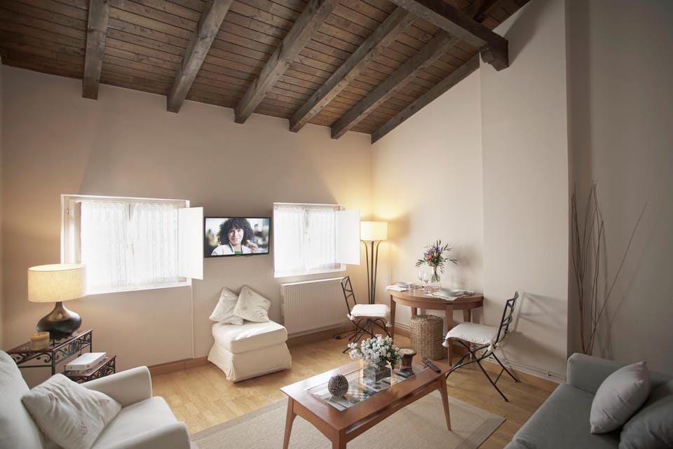 Off site, Living room, Dining area