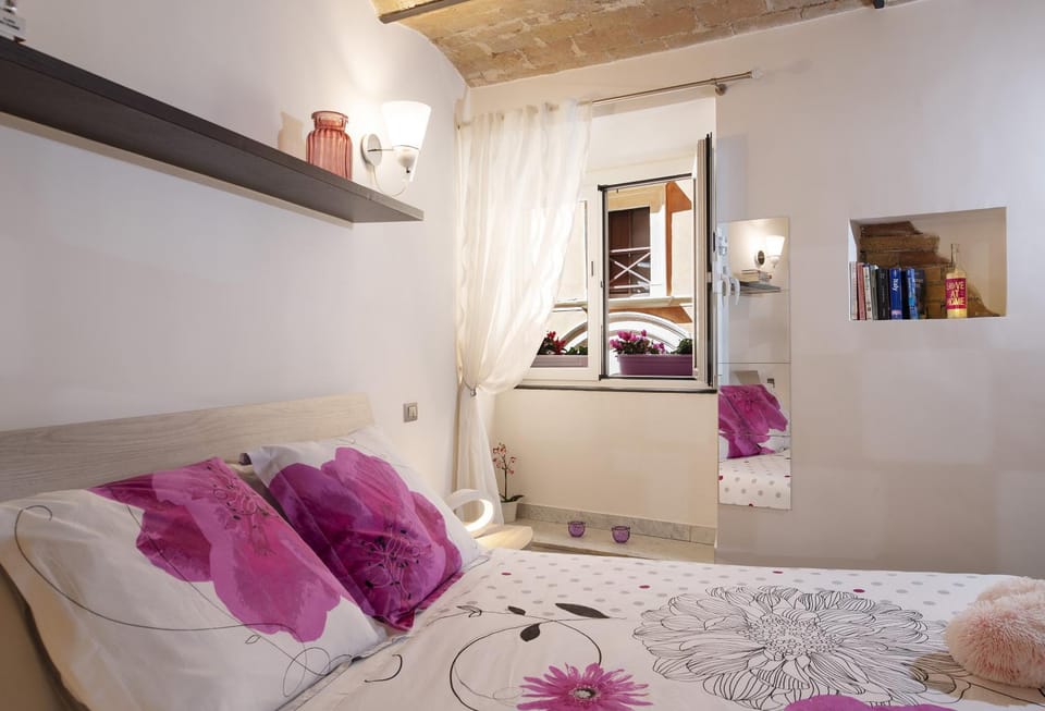 Domus Paradiso City Center Apartment in Rome