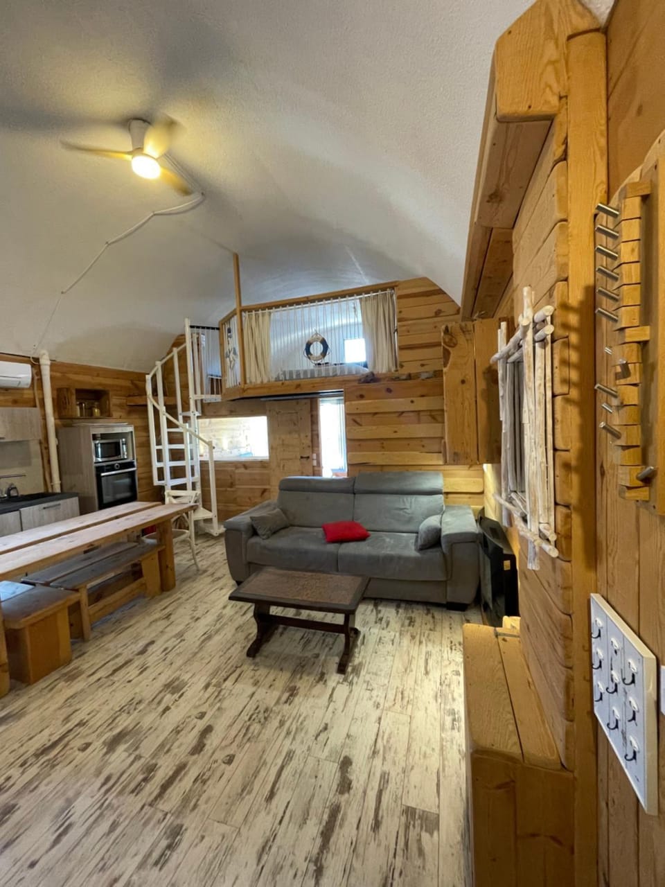 Duplex Climatisé 65m2 refait à neuf Apartment in Gruissan