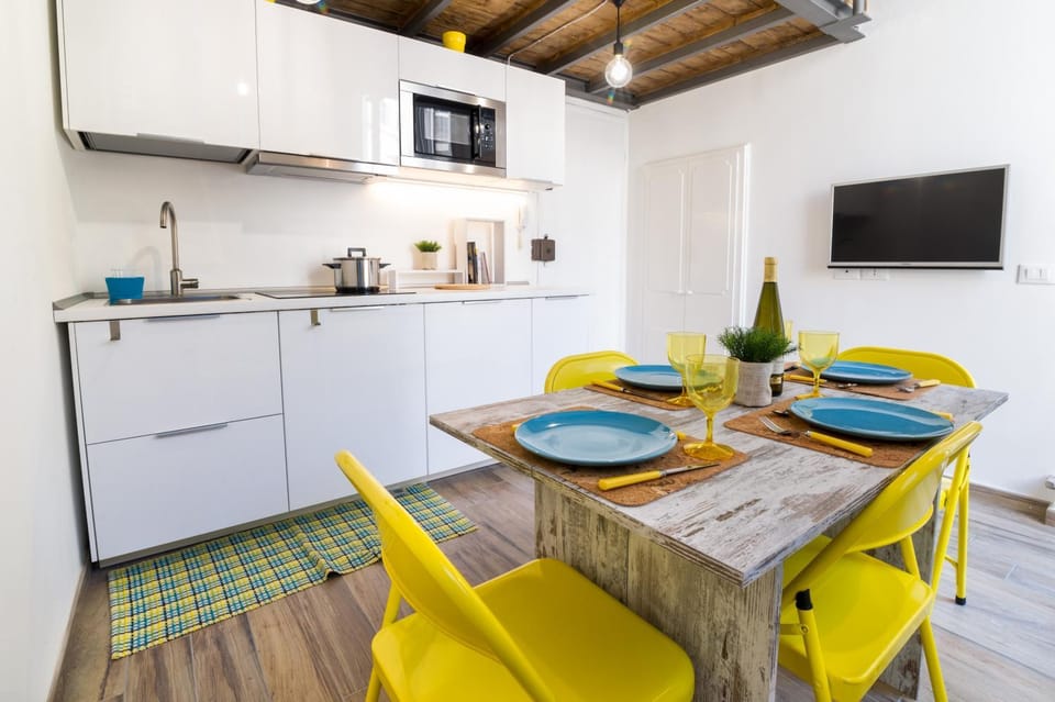 Mini-Loft Sanremo City Center AC & WIFI Apartment in Sanremo