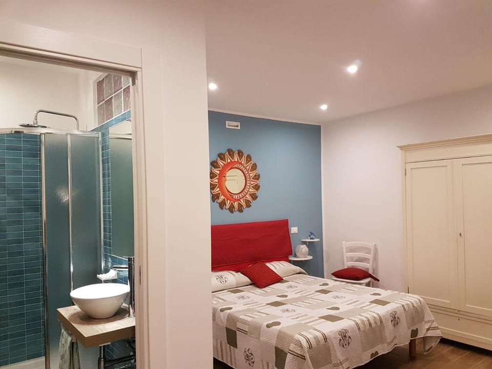 Bathroom, Bedroom