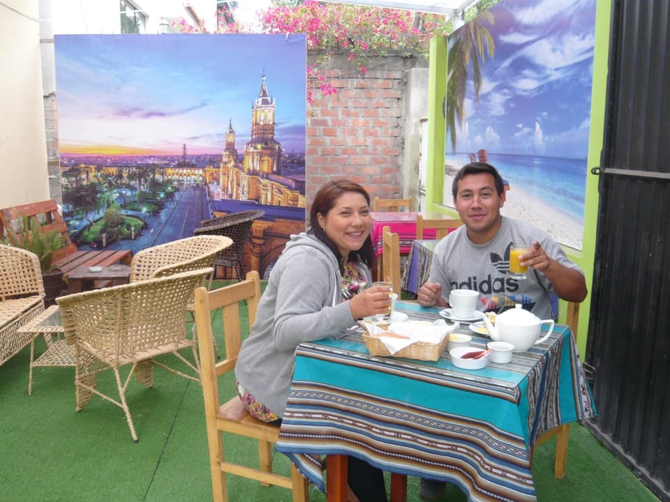 Guests, American breakfast