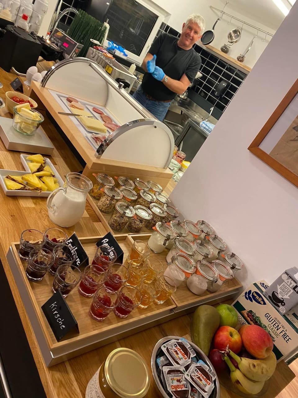 Food and drinks, Food, Breakfast, Continental breakfast, Buffet breakfast