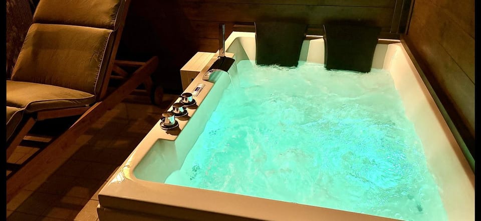 Hot Tub, Open Air Bath, Bath