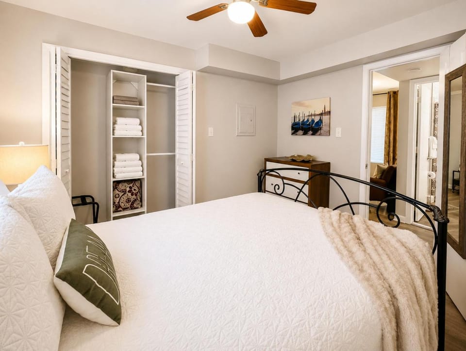 The Best Midtown Location by Piedmont Park 2 miles to FIFA Mercedes Benz Stadium Apartment in Atlanta