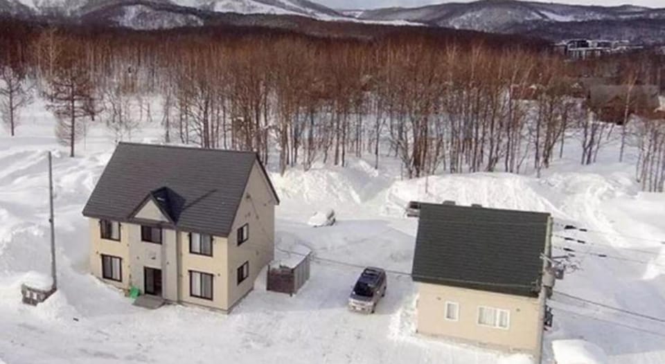 Facade/entrance, Natural landscape, Bird's eye view, Winter