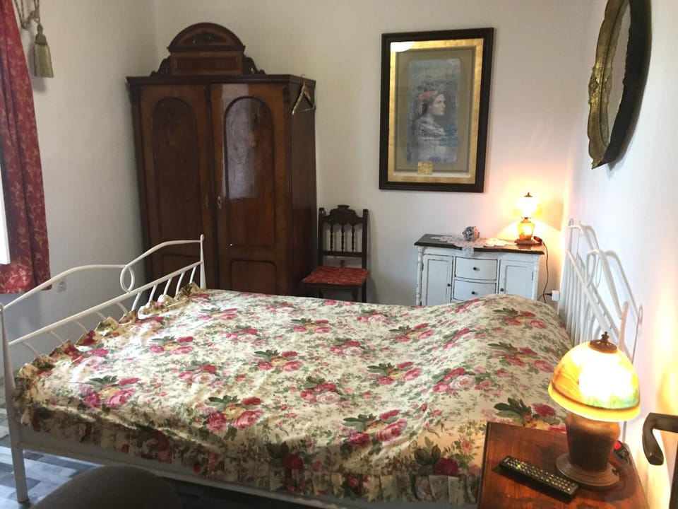 Vintage House for rent 60m from Sea Apartment in Baška Voda