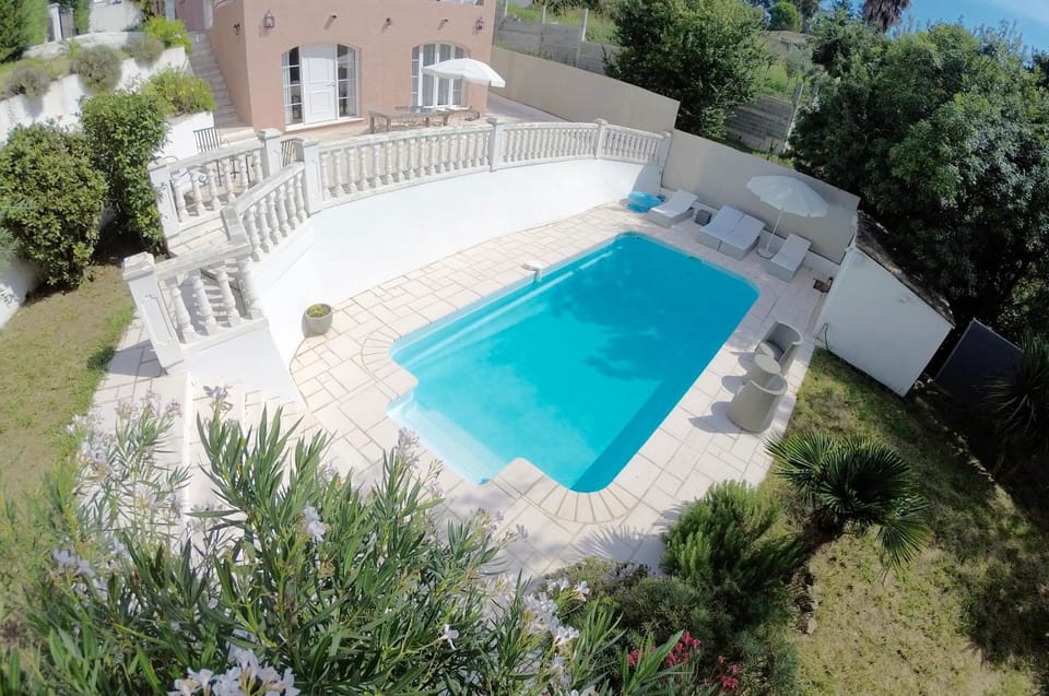 Patio, Garden, Swimming pool