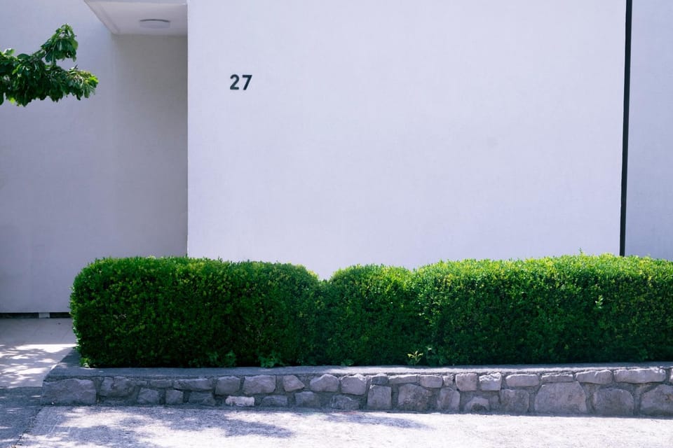 Facade/entrance