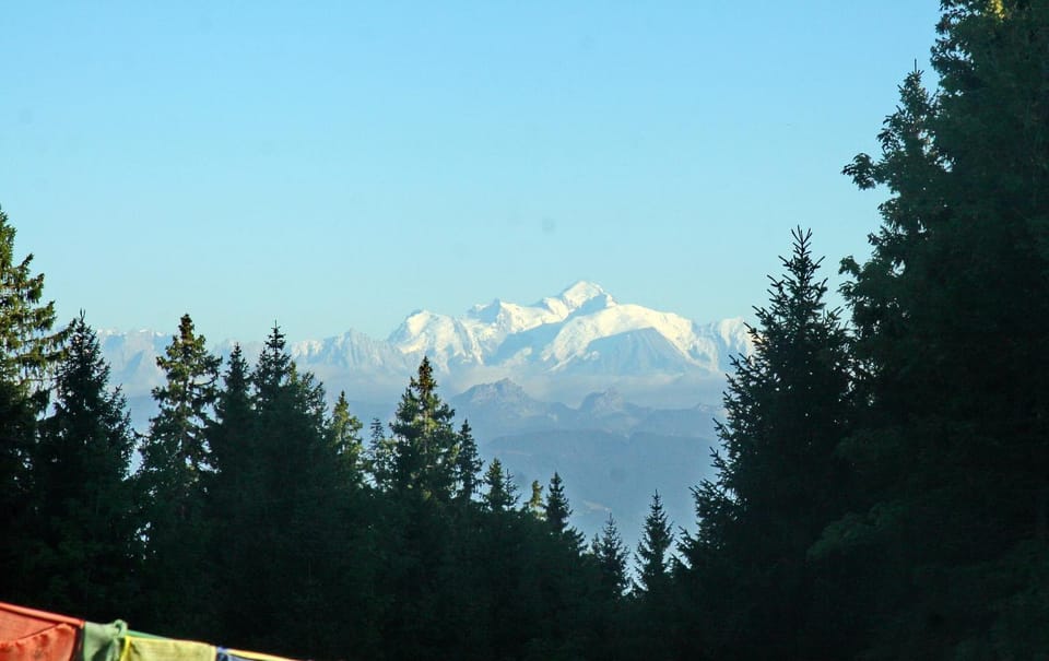 Nearby landmark, Natural landscape, View (from property/room), Mountain view
