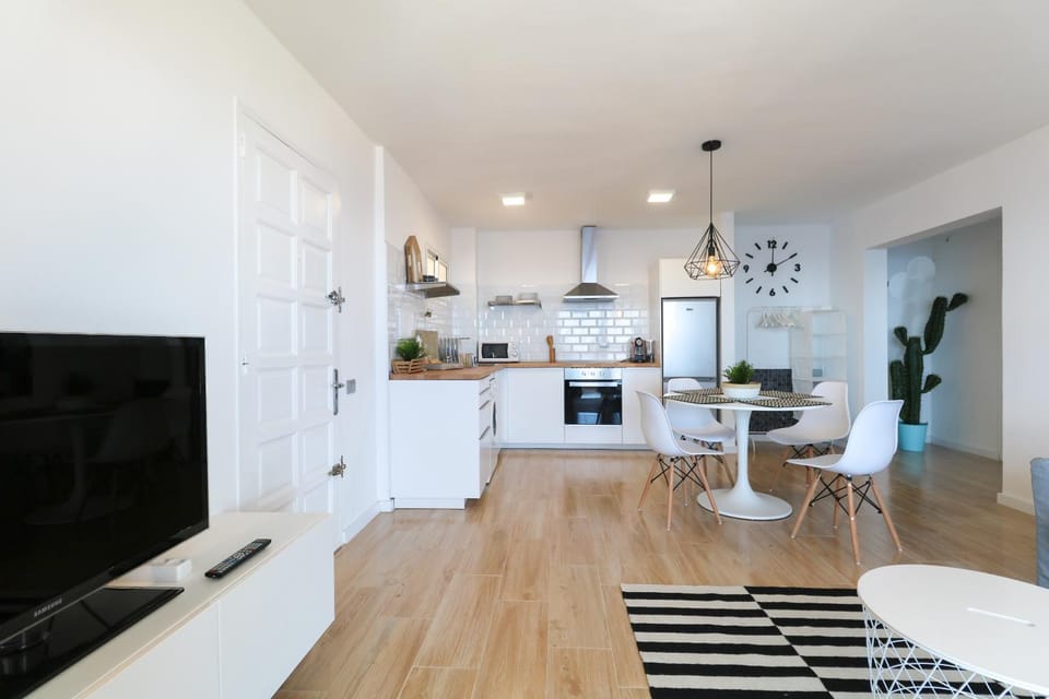 Kitchen or kitchenette, Living room, Dining area