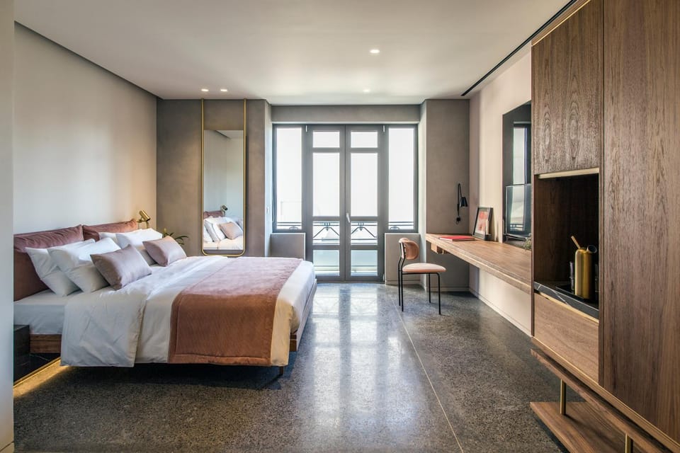 Coffee/tea facilities, Decorative detail, Bedroom