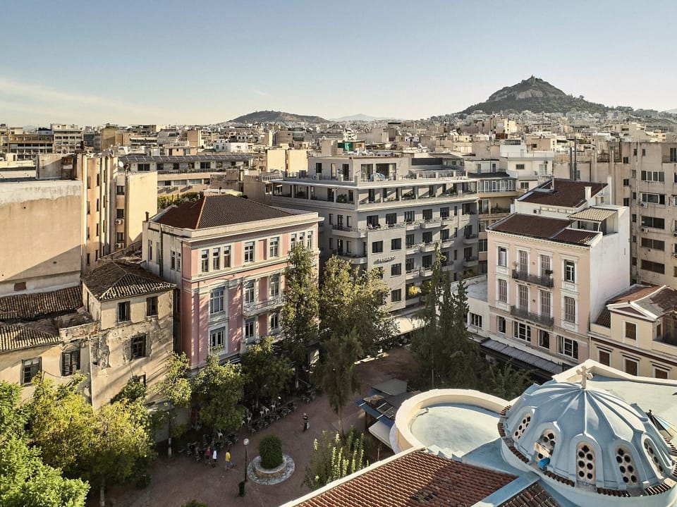 Facade/entrance, Bird's eye view, City view