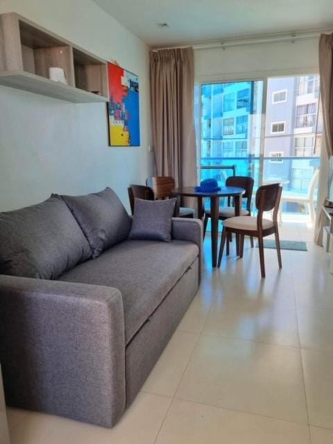 Grandblue 311 Apartment in Chon Buri Changwat
