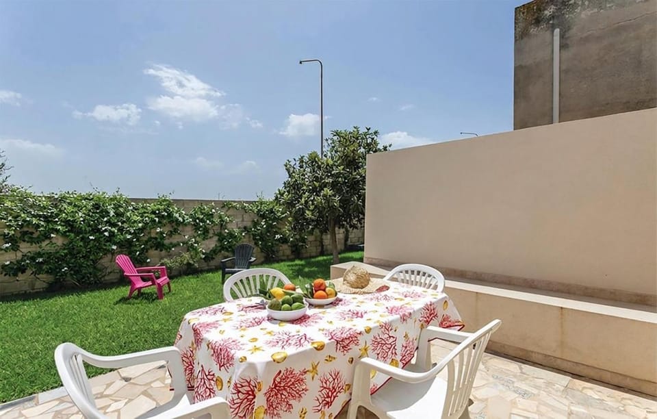 Patio, Garden view