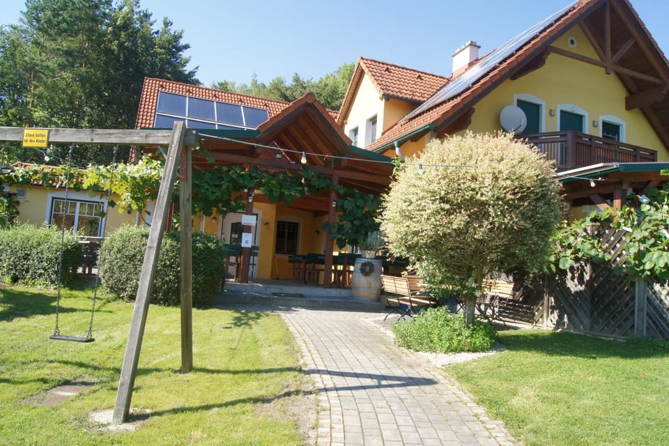 Riegler`s Weinhof Apartment in Styria