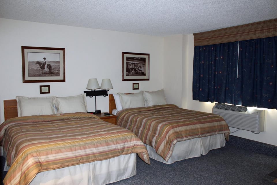 Mill Inn Hotel in Sheridan