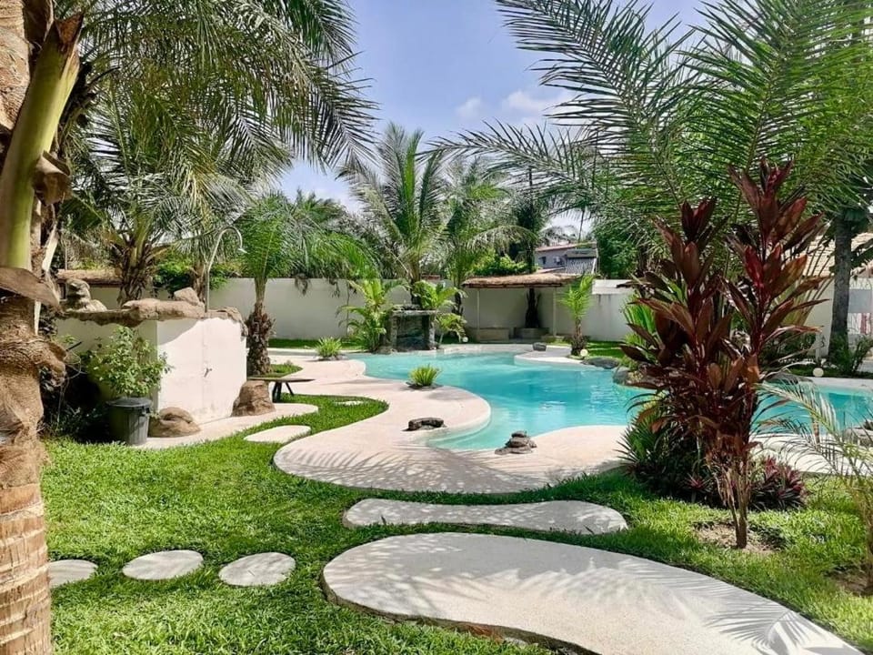 Swimming pool