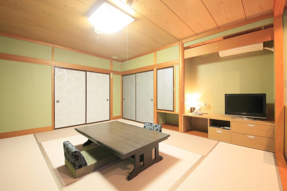 鬼怒川温泉ゆらら丸京 Ryokan in Japan