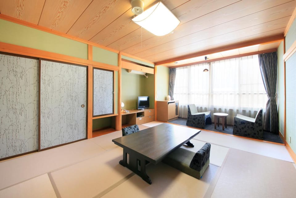 鬼怒川温泉ゆらら丸京 Ryokan in Japan