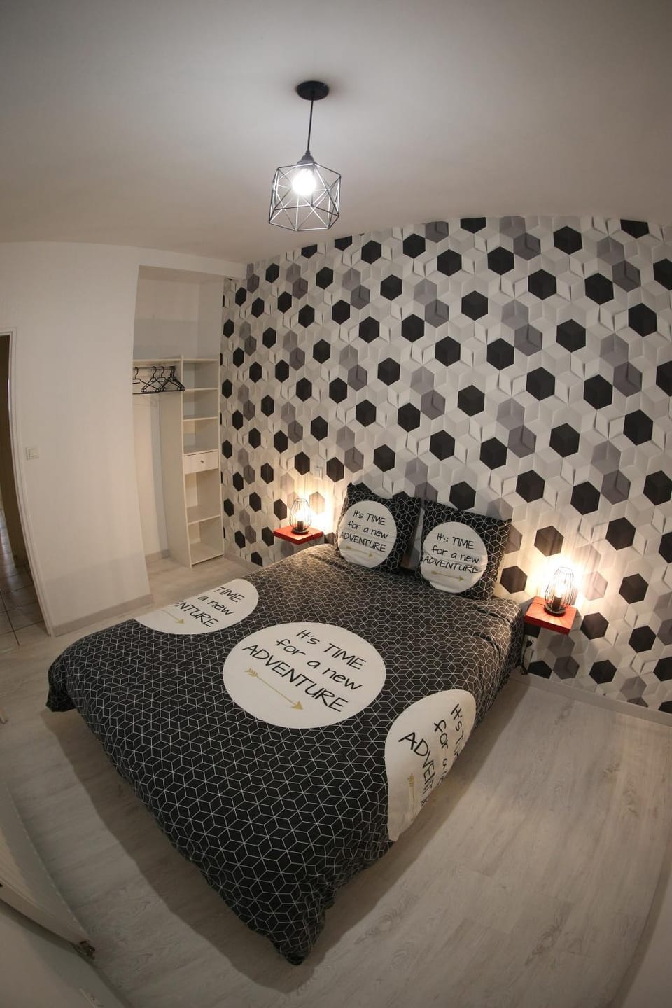 Photo of the whole room