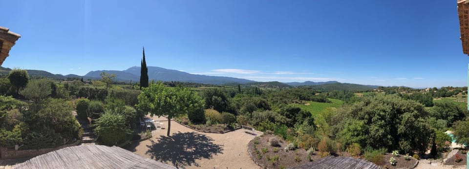 Neighbourhood, Natural landscape, Landmark view