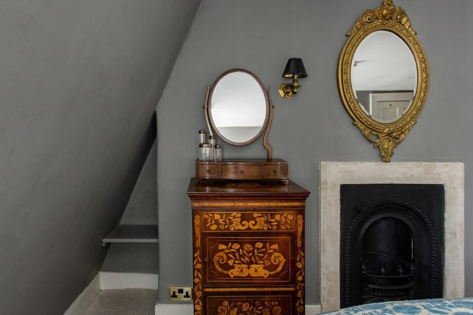 Luxury Regency Apartment in Bath City Centre Apartment in Bath