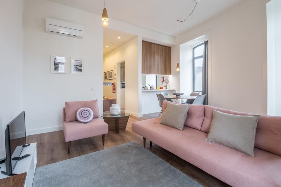 Communal lounge/ TV room, Living room