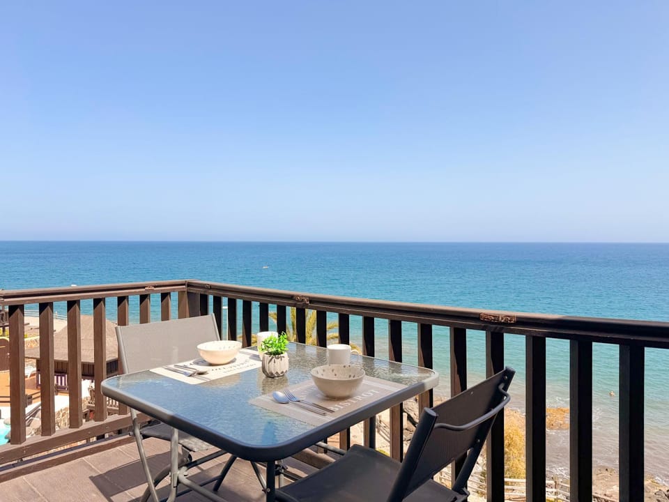 Beautiful Apartment Altamar Apartment in Comarca Sur