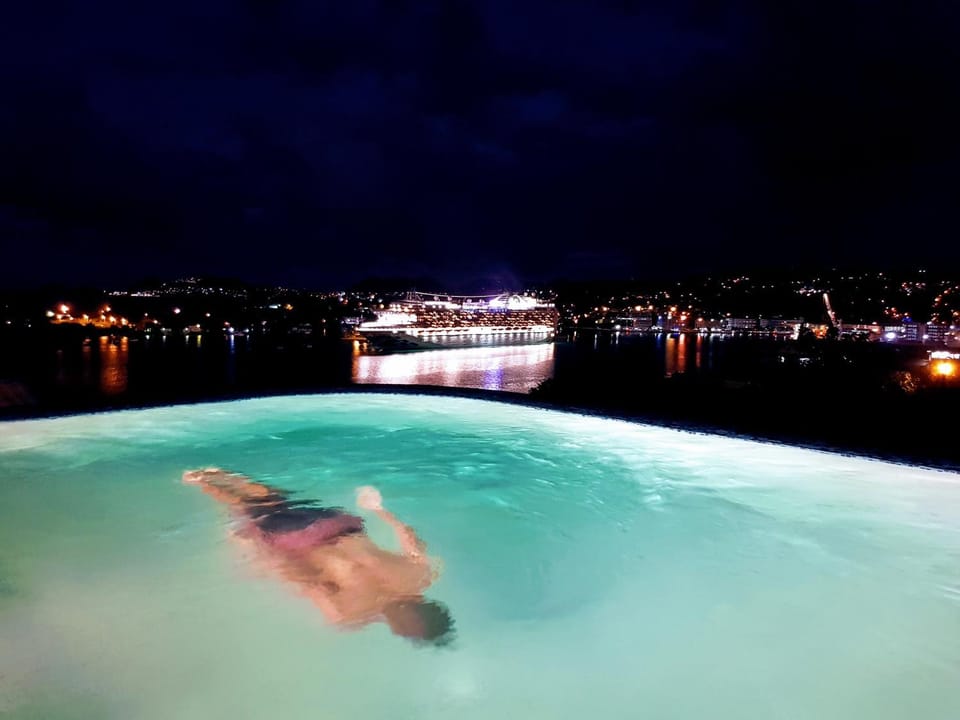 Swimming pool