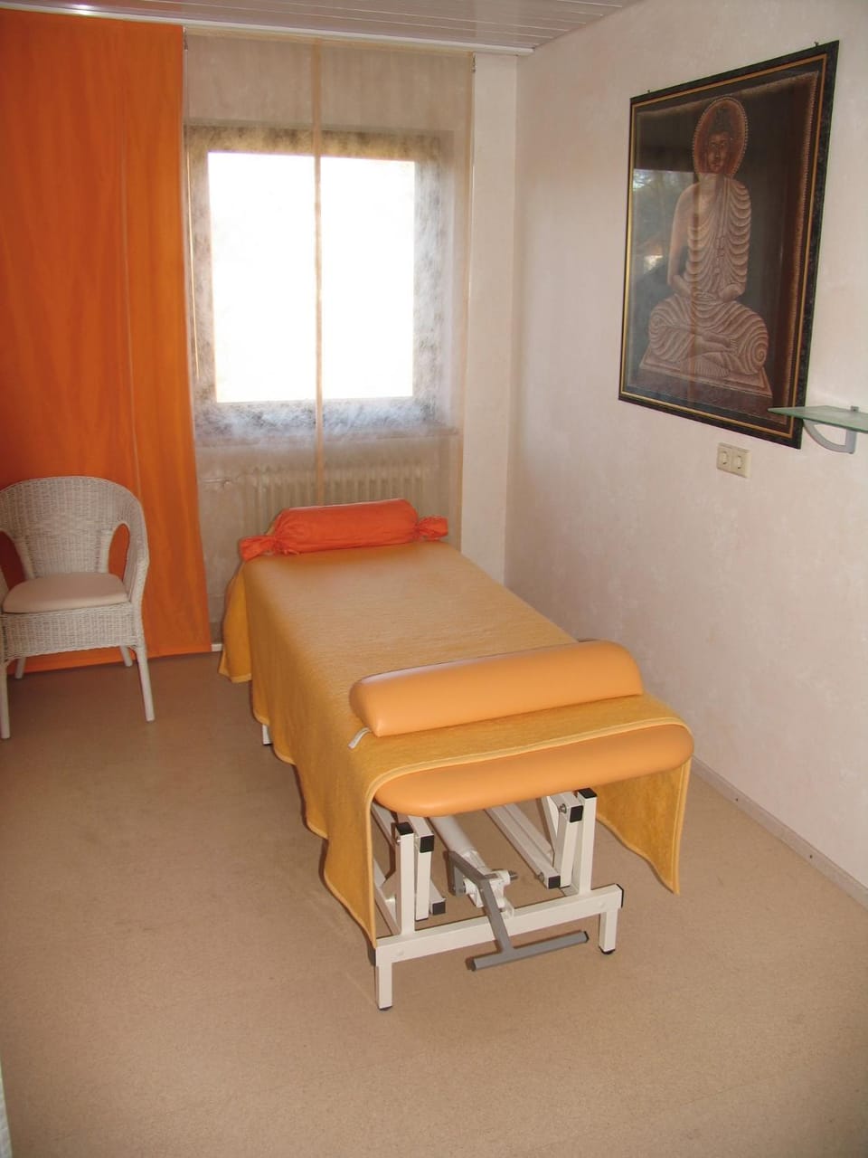 Massage, Spa and wellness centre/facilities