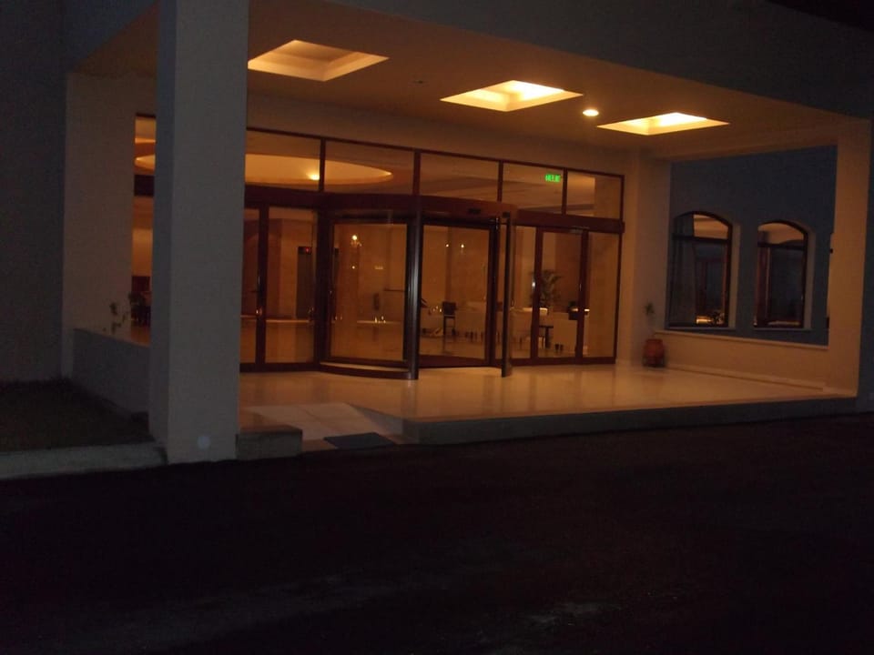 Facade/entrance, Lobby or reception