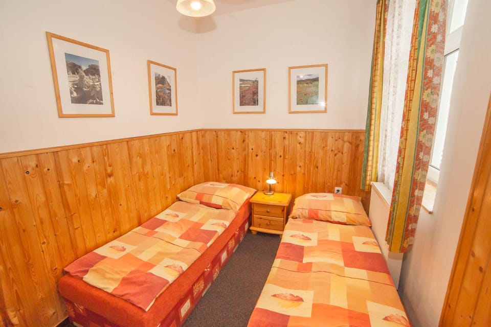 Penzion Na Rozcestí Bed and Breakfast in Lower Silesian Voivodeship