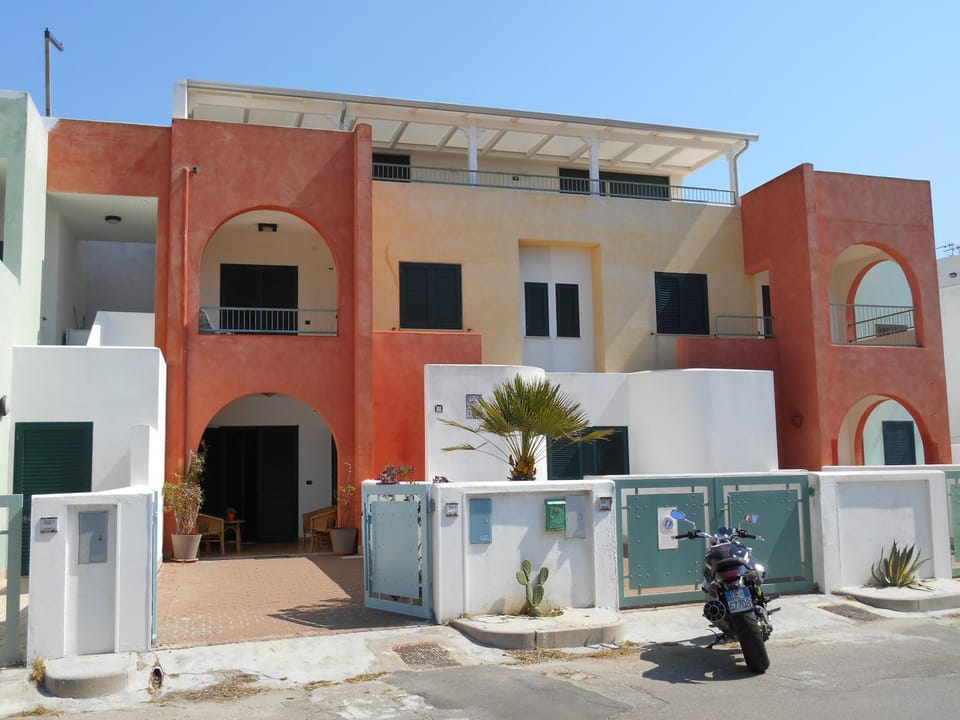Property building, Facade/entrance