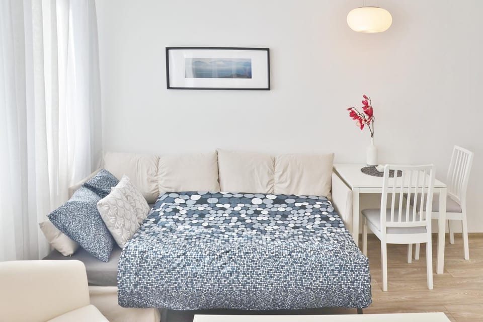 Living room, Seating area, Bedroom